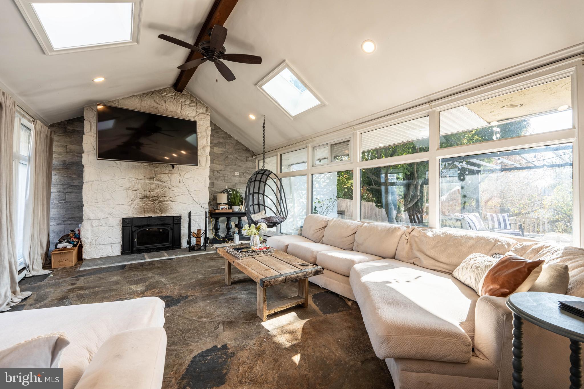 3438 Tyson Road Newtown Square, PA 19073 - Photo 5 of 28