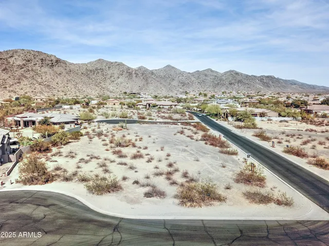 $369,000 | 3204 West Redwood Lane, Unit 63, Phoenix, AZ 85045