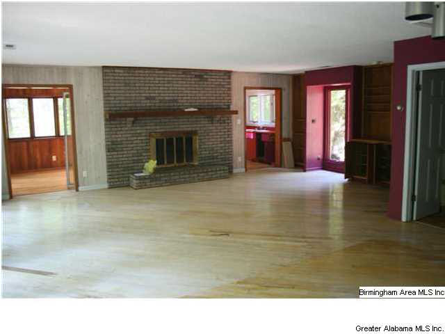 2801 Eastern Valley Road Leeds, AL 35094 - Photo 2 of 10
