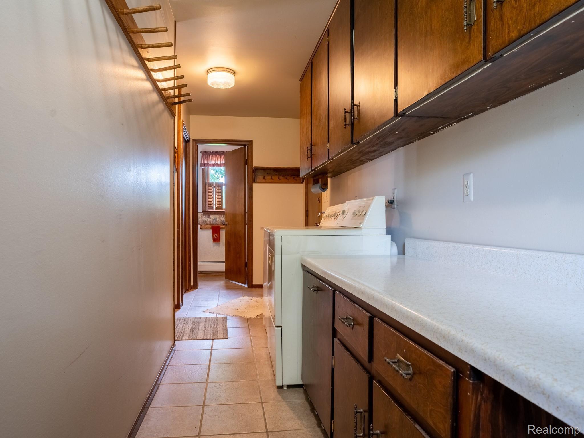 8320 Allen Road Fenton, MI 48430 - Photo 23 of 66 AllenRd-22.jpg