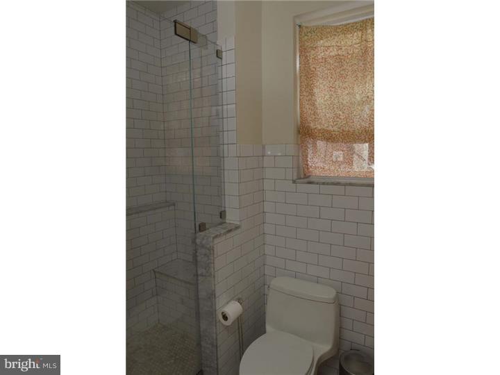 1412 Tasker Street Philadelphia, PA 19145 - Photo 22 of 25 Bathroom