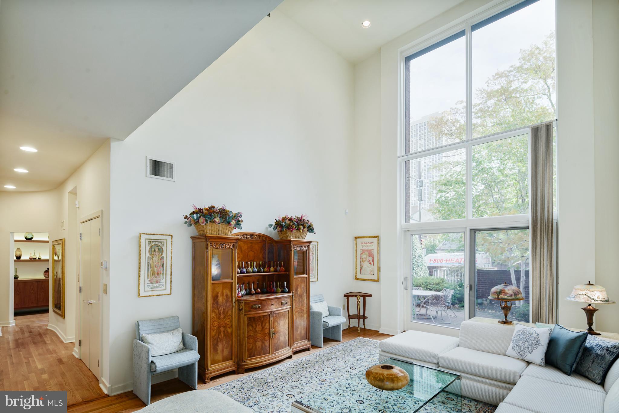 300 Spruce Street Philadelphia, PA 19106 - Photo 4 of 66