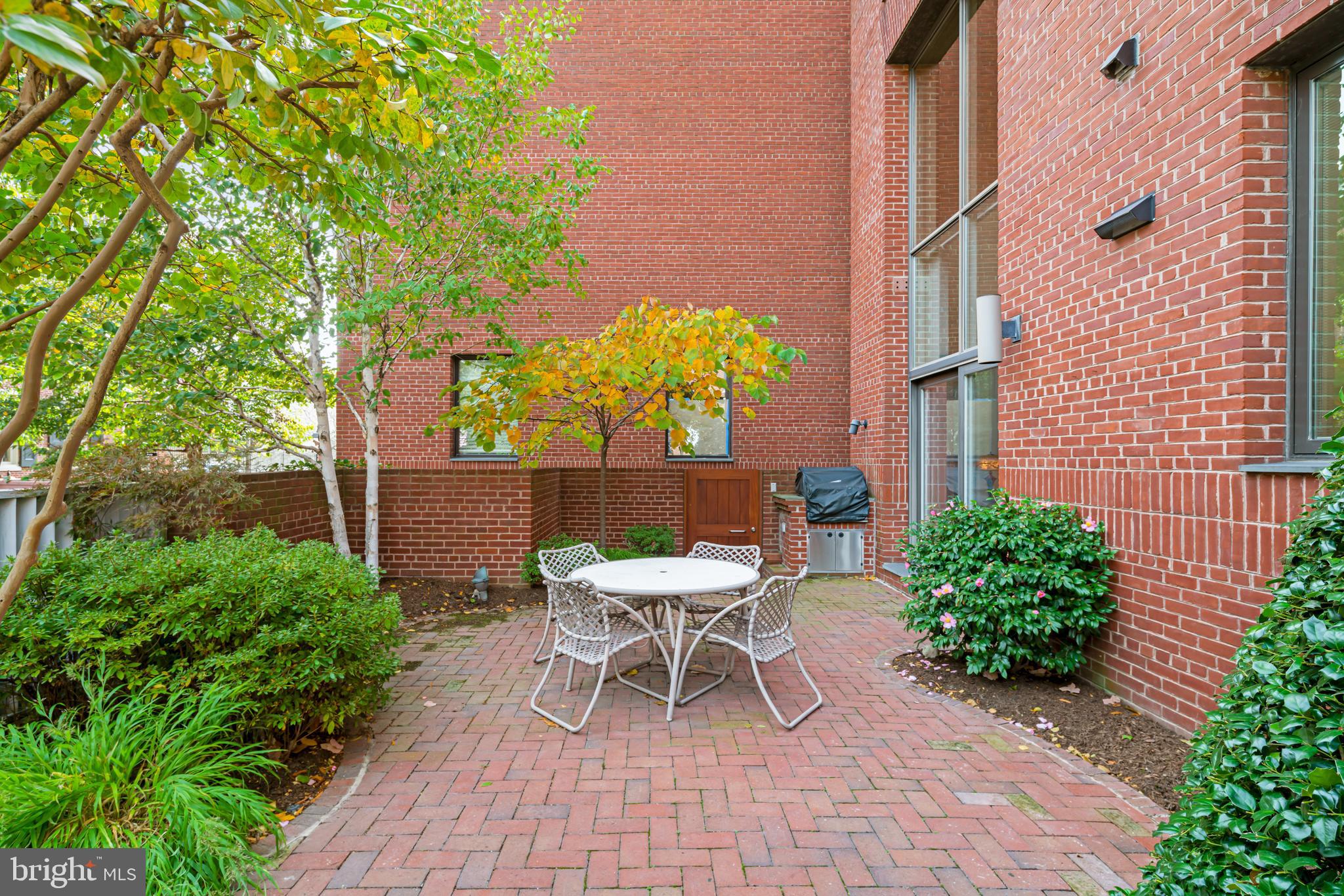 300 Spruce Street Philadelphia, PA 19106 - Photo 63 of 66
