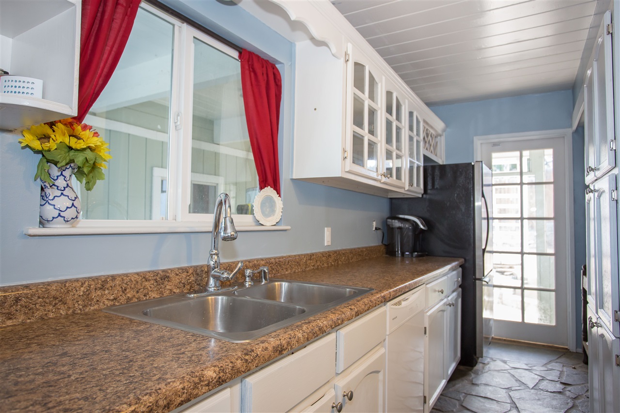 617 North Main Avenue Fallbrook, CA 92028 - Photo 17 of 24 Gallery Image 17