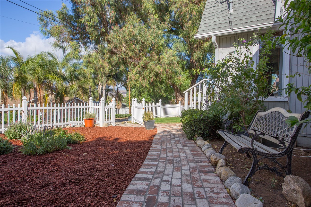 617 North Main Avenue Fallbrook, CA 92028 - Photo 5 of 24 Gallery Image 5