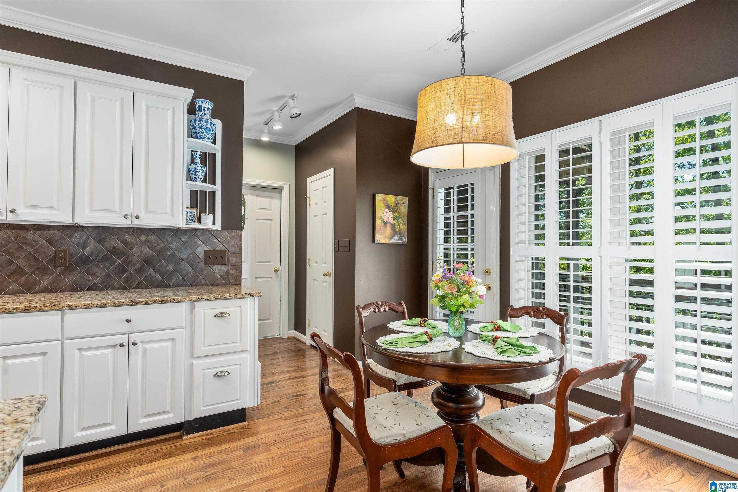 145 Lake Forest Way Alabaster, AL 35114 - Photo 12 of 33