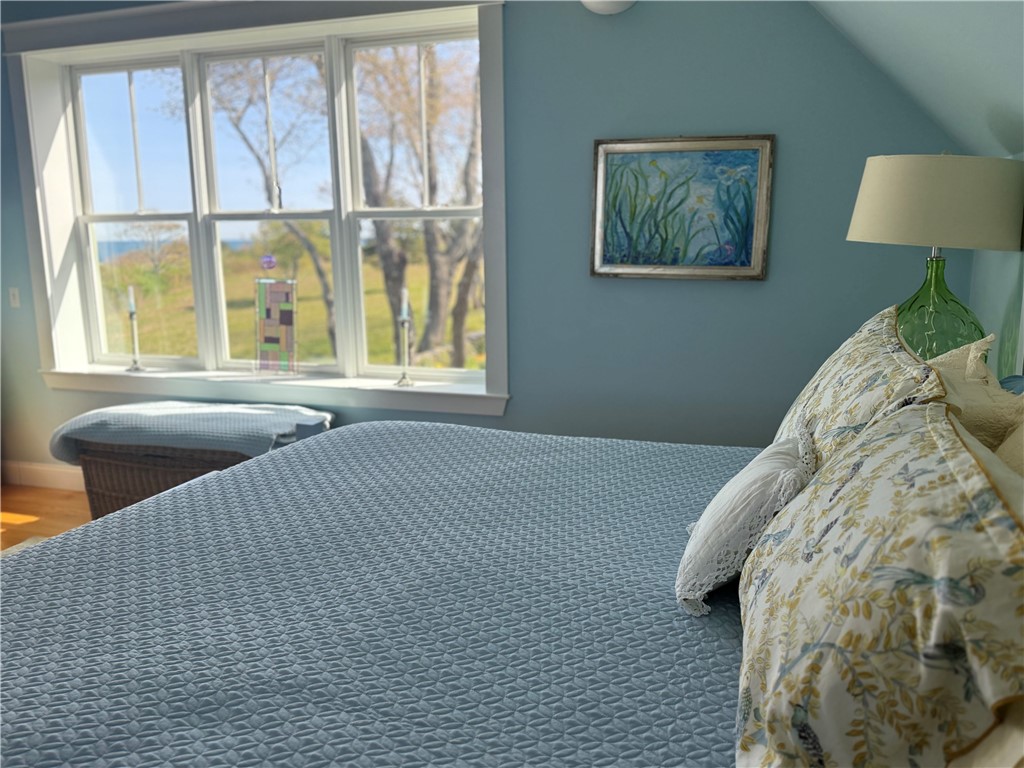 7 Clarkes Village Road Jamestown, RI 02835 - Photo 23 of 50 Primary Bedroom