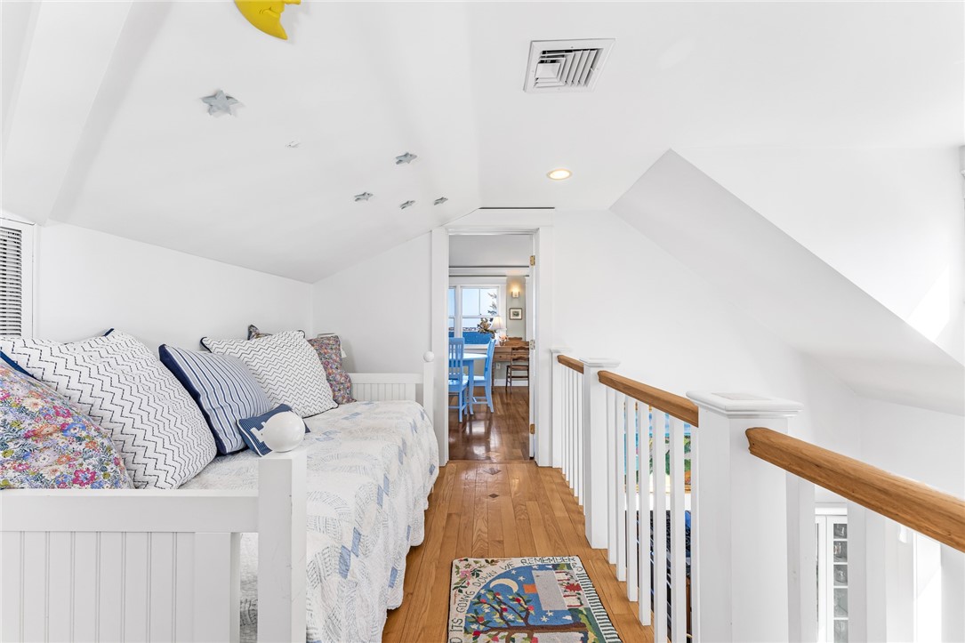 7 Clarkes Village Road Jamestown, RI 02835 - Photo 35 of 50 3rd floor sitting area