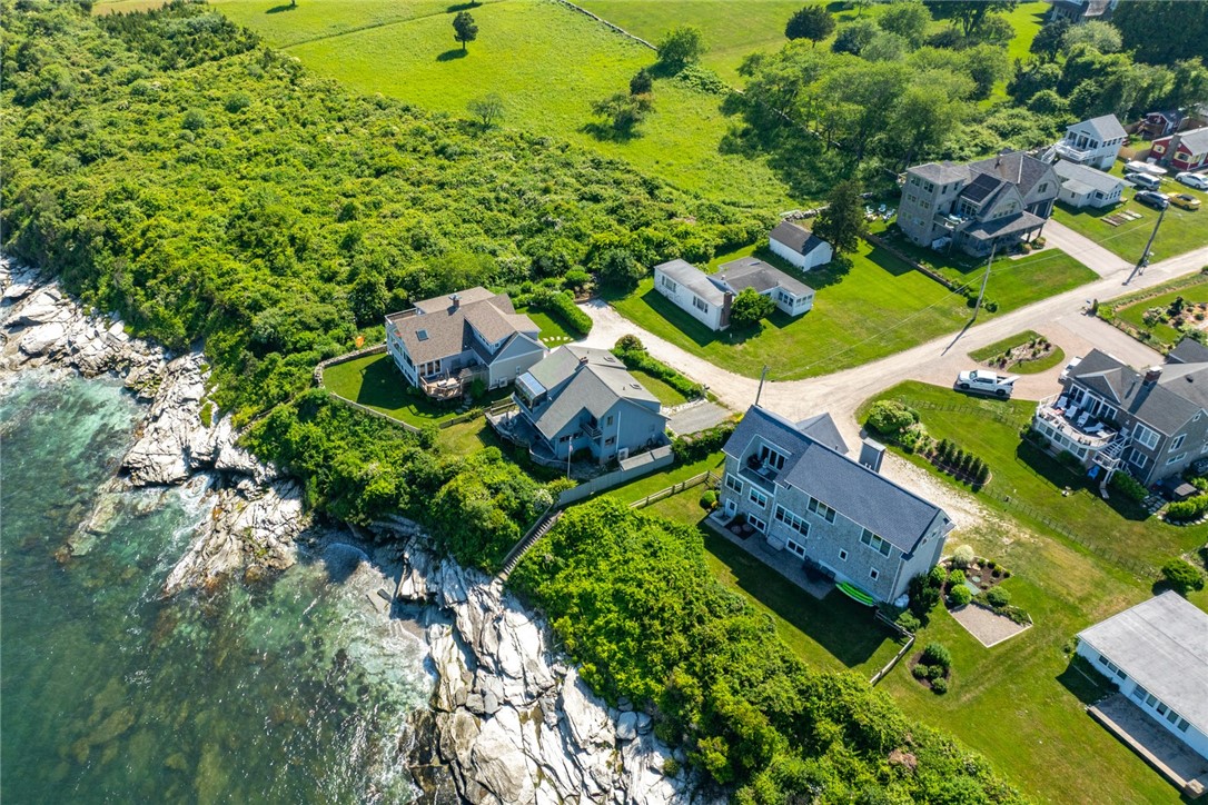 7 Clarkes Village Road Jamestown, RI 02835 - Photo 5 of 50