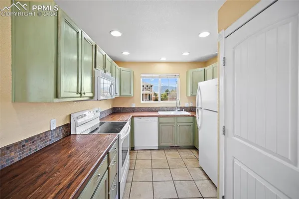 $375,000 | 3403 Tail Spin Drive, Colorado Springs, CO 80916
