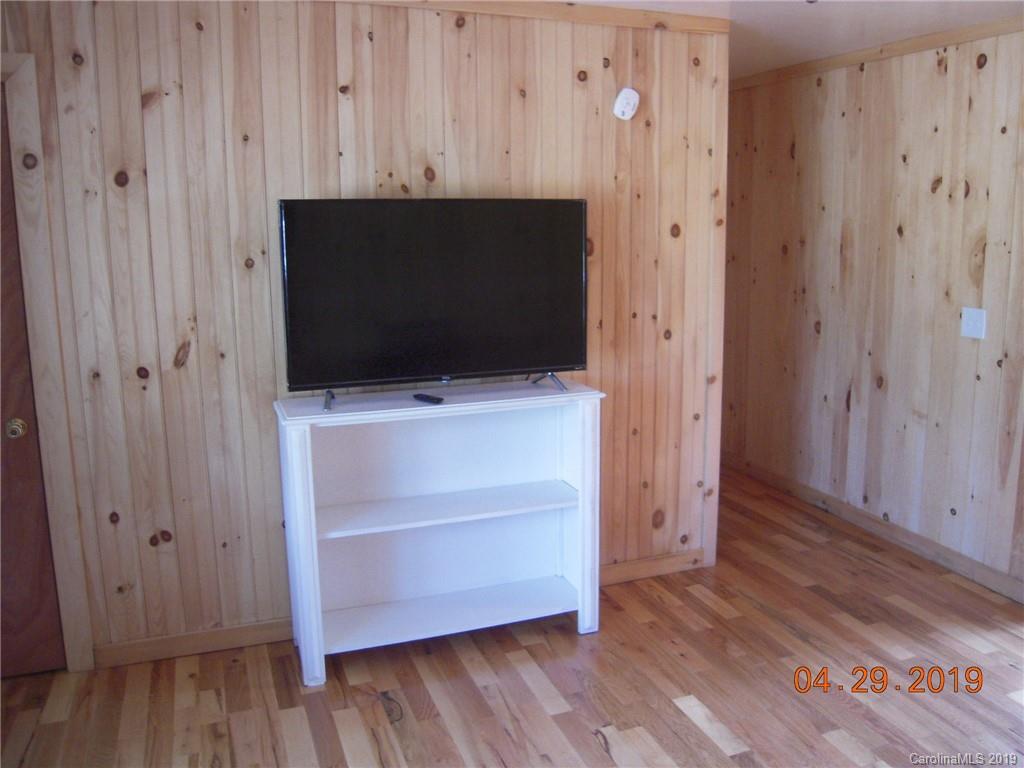 3261 Friendly Park Road Lenoir, NC 28645 - Photo 8 of 16 Gallery Image 8