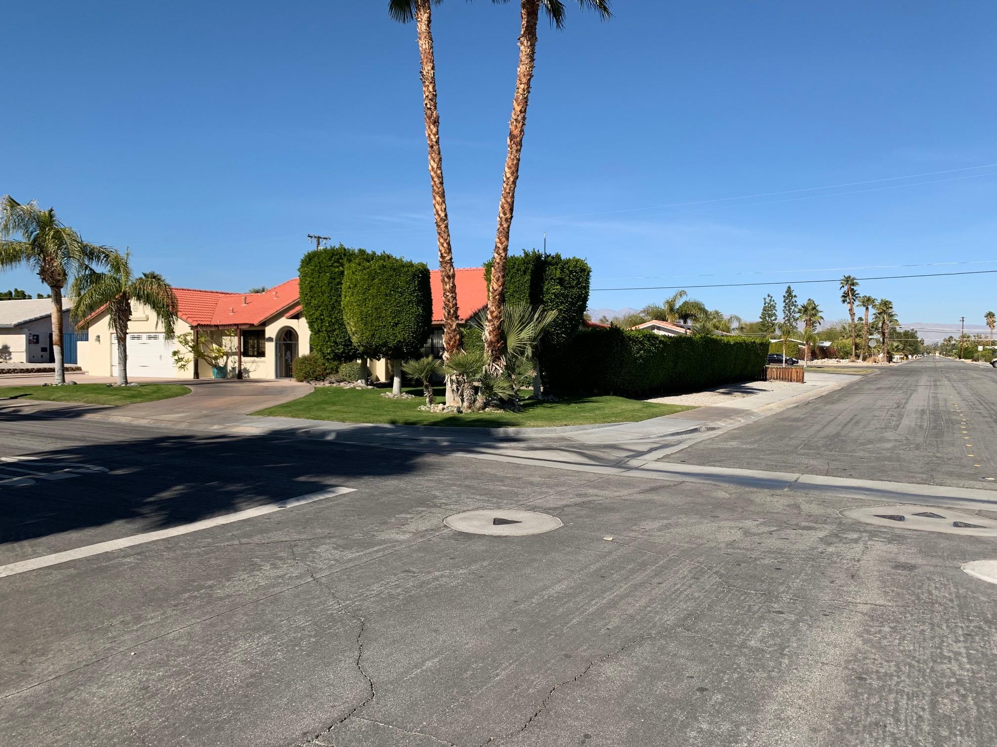 2080 East Rochelle Road Palm Springs, CA 92262 - Photo 4 of 15 Rochelle Front Right