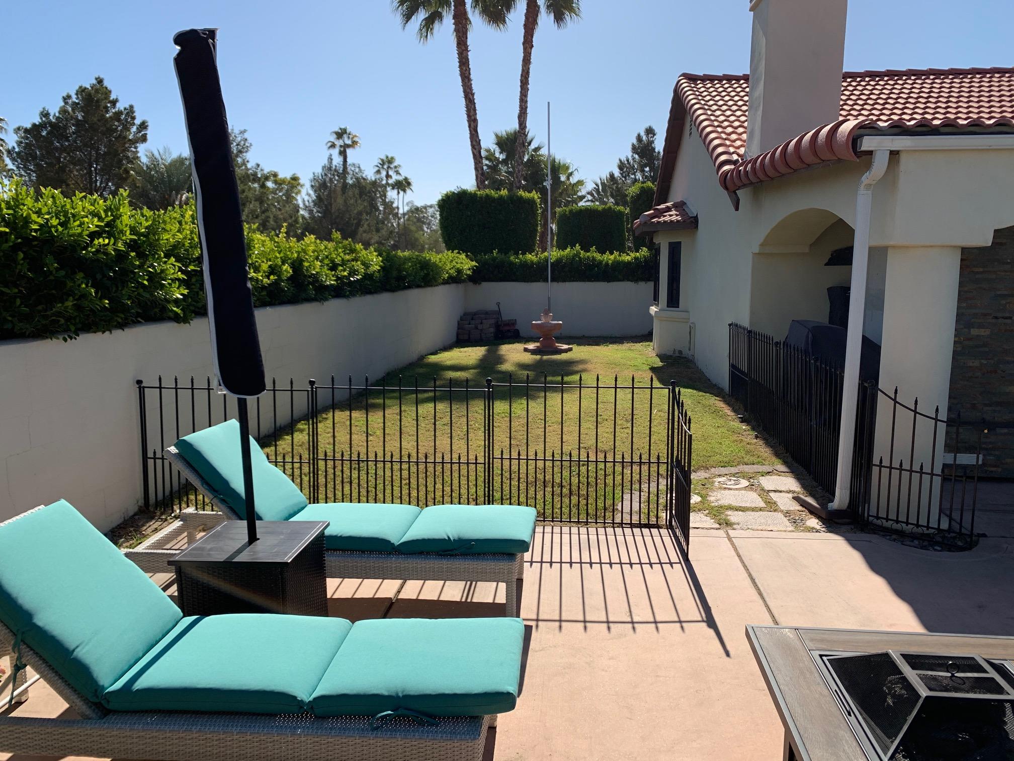 2080 East Rochelle Road Palm Springs, CA 92262 - Photo 7 of 15 Rochelle Sideyard