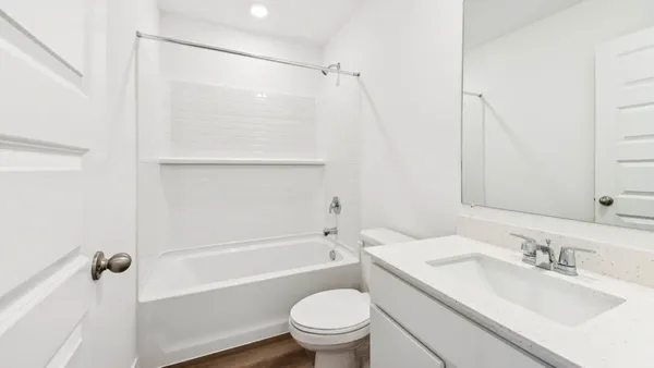 $448,990 | 549 Yosemite Way, Mundelein, IL 60060