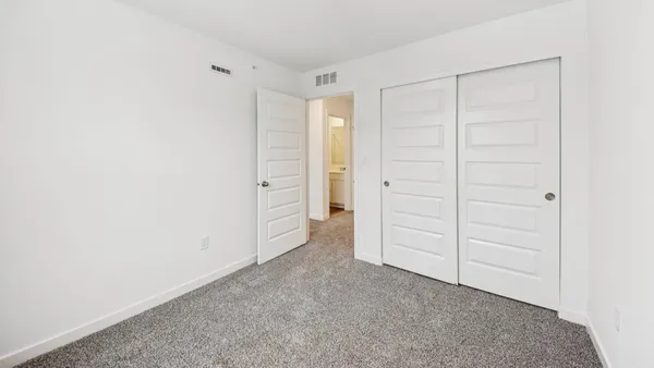 $448,990 | 549 Yosemite Way, Mundelein, IL 60060