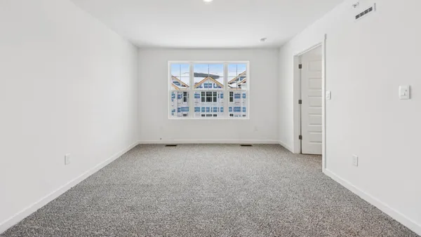 $448,990 | 549 Yosemite Way, Mundelein, IL 60060