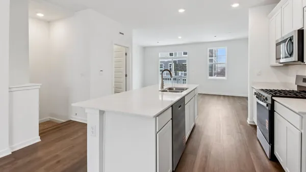 $448,990 | 549 Yosemite Way, Mundelein, IL 60060