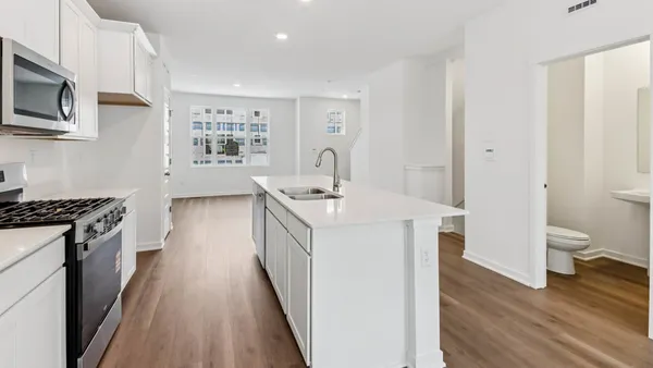 $448,990 | 549 Yosemite Way, Mundelein, IL 60060