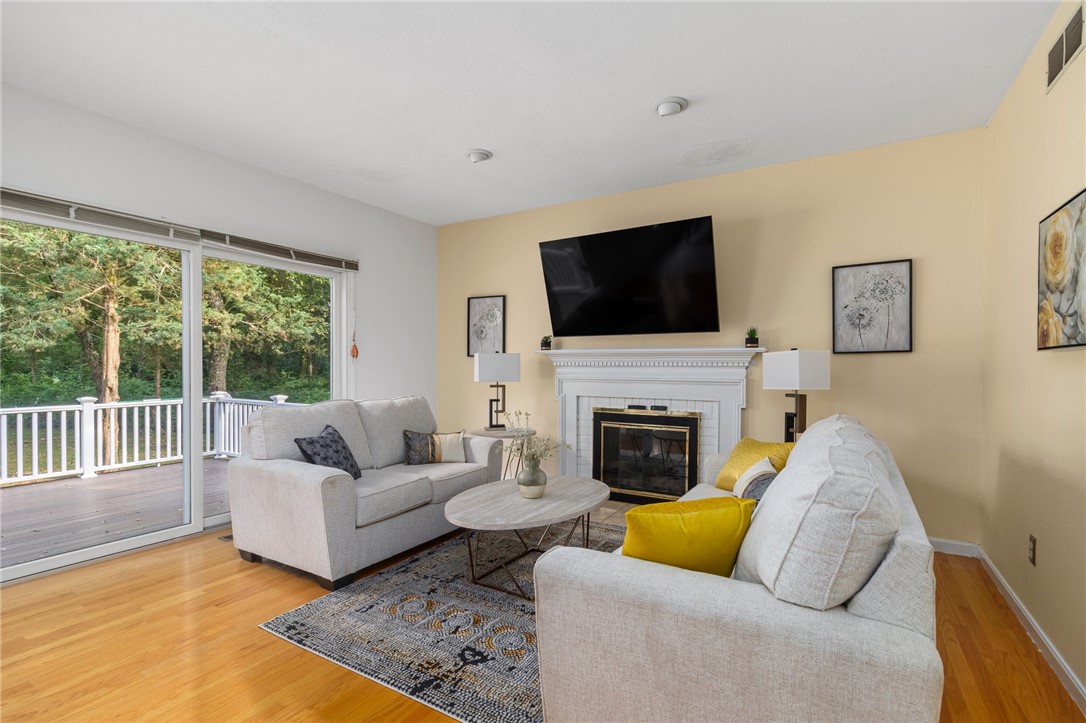 60 Arrowhead Way Warwick, RI 02886 - Photo 13 of 50