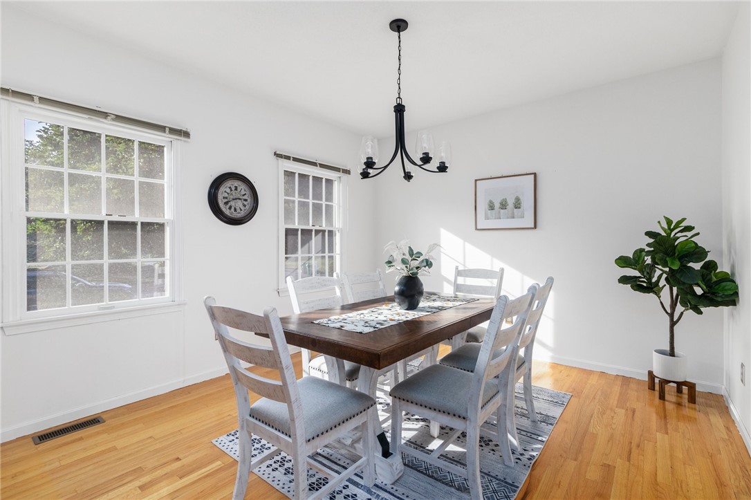 60 Arrowhead Way Warwick, RI 02886 - Photo 18 of 50