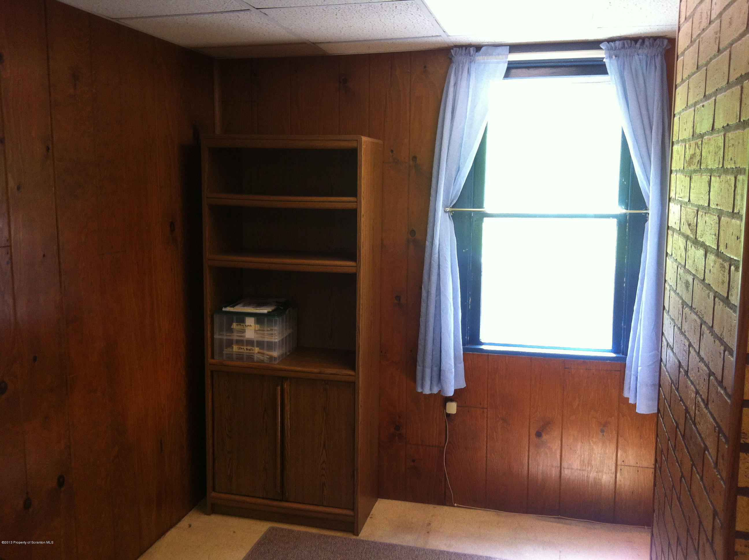 2090 College Road Factoryville, PA 18419 - Photo 4 of 15 Gallery Image 4