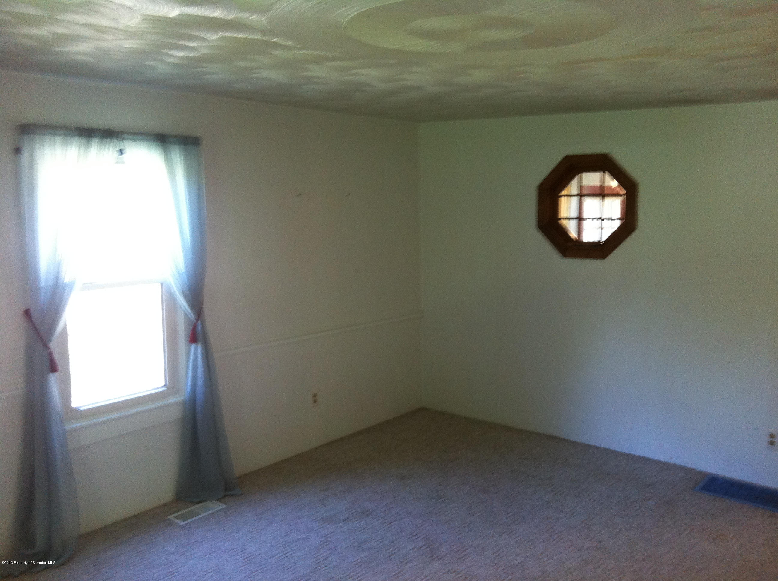 2090 College Road Factoryville, PA 18419 - Photo 6 of 15 Gallery Image 6