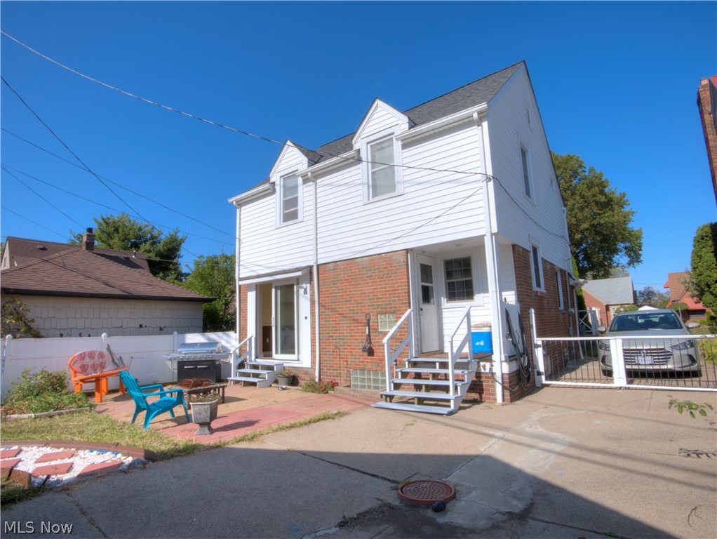 17202 Tarrymore Road Cleveland, OH 44119 - Photo 28 of 32 Gallery Image 28