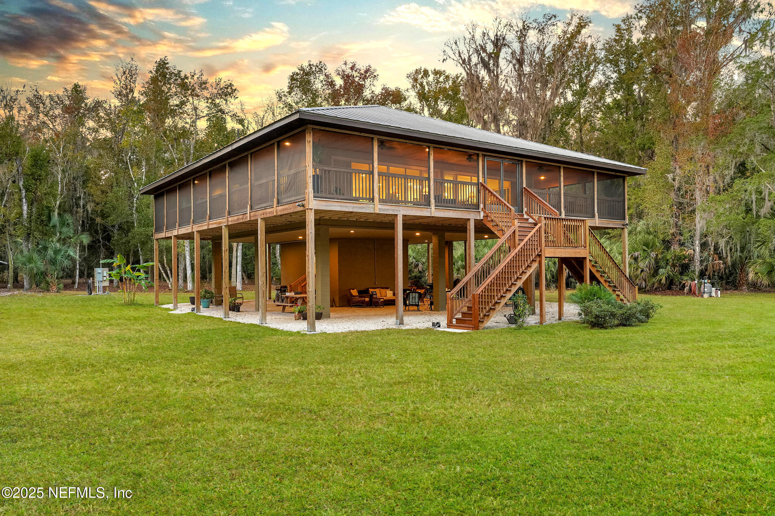 122 Drayton Island Road Georgetown, FL 32139 - Photo 6 of 59 a view of a house with a yard