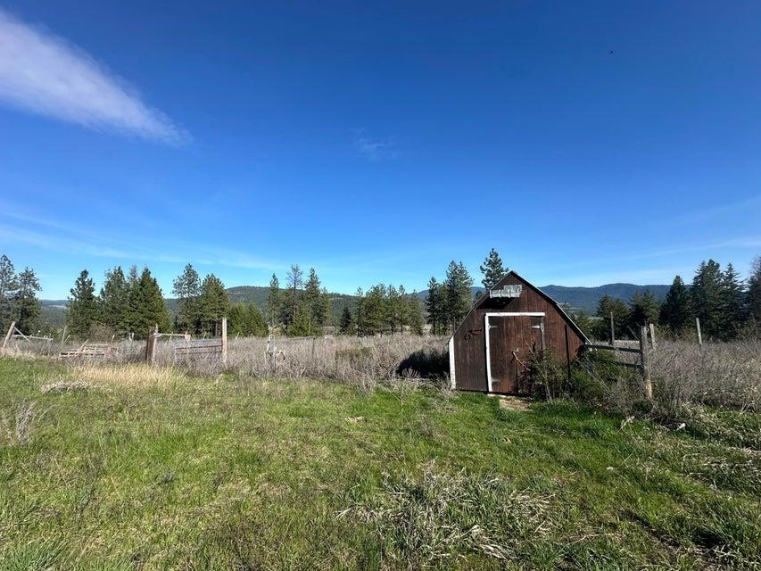 696 A Arden Hill Road Colville, WA 99114 - Photo 3 of 20