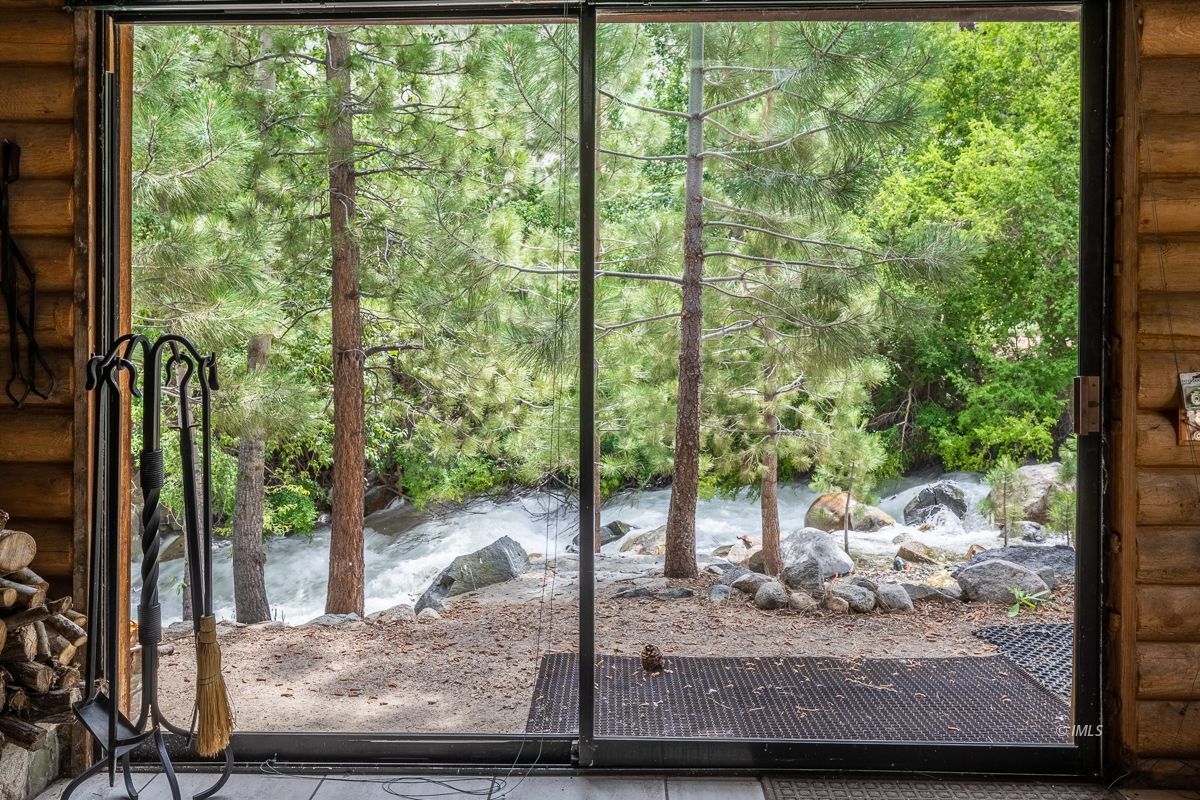 Glacier Lodge Road Big Pine, CA 93513 - Photo 19 of 33 View From Living Room