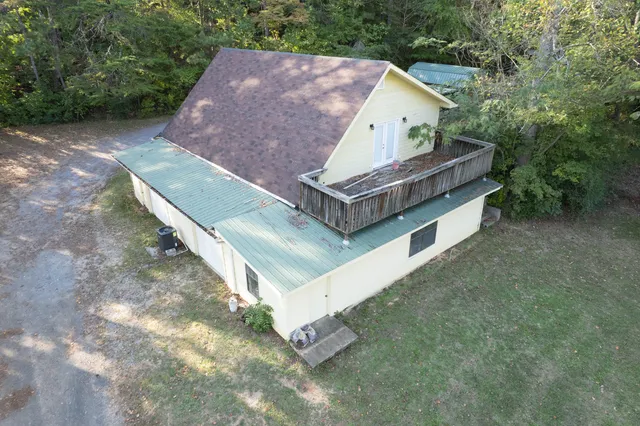 $789,900 | 1208 Johnson Road, Chickamauga, GA 30707