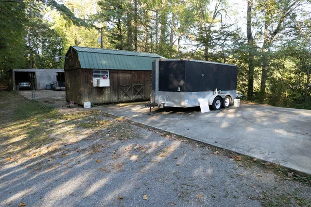 $789,900 | 1208 Johnson Road, Chickamauga, GA 30707