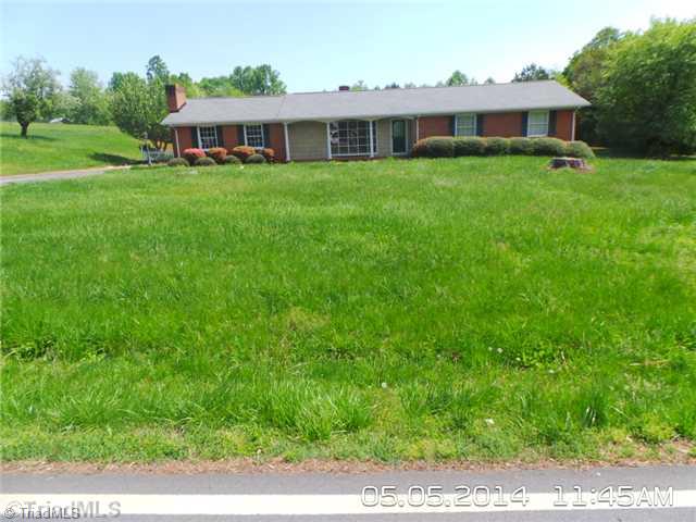 806 Johnson Ridge Road Elkin, NC 28621 - Photo 2 of 3 Exterior Front.