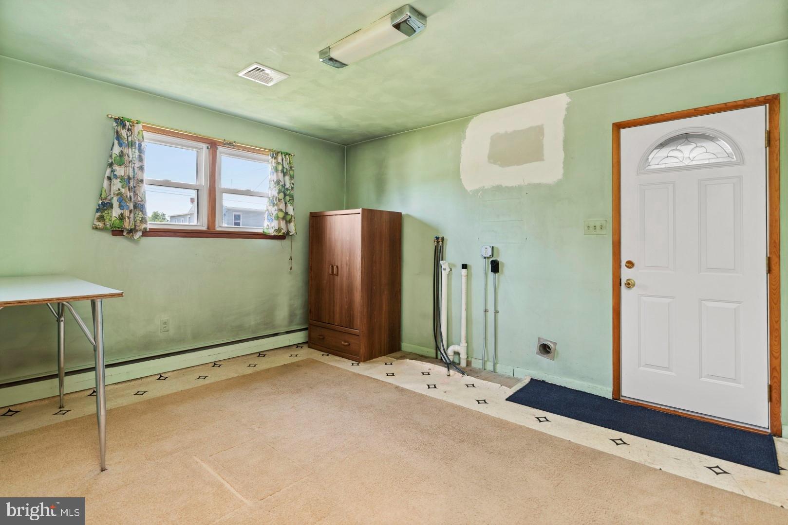 1484 York Road Carlisle, PA 17015 - Photo 16 of 38 Gallery Image 16