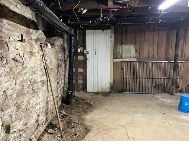 $360,000 | 261-263 Pomeroy Avenue, Pittsfield, MA 01201