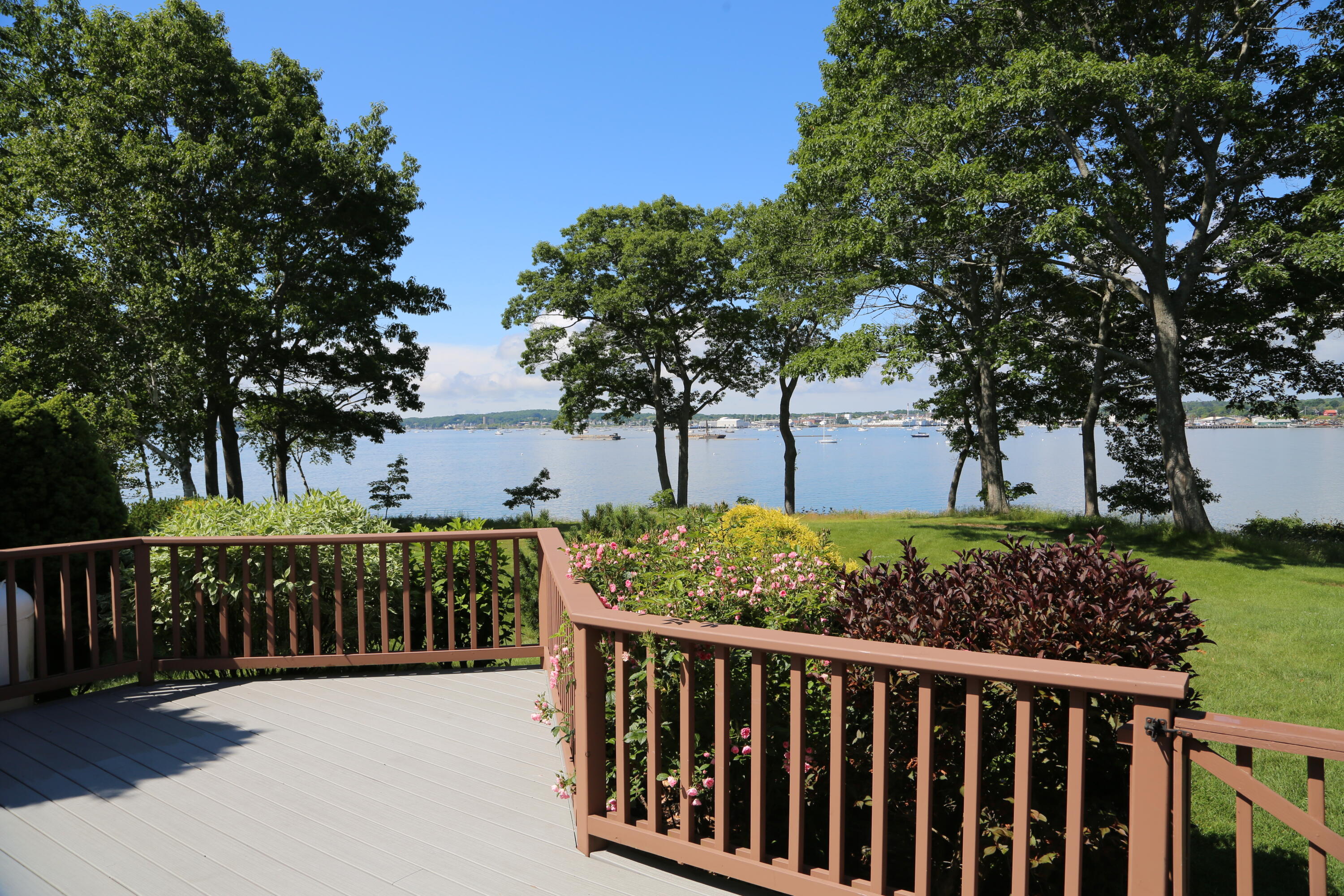 49 Jameson Point Road, Unit 22 Rockland, ME 04841 - Photo 3 of 37 4N4A0176
