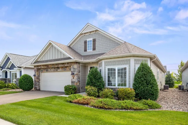 $539,000 | 1045 Roselyn Drive, Victoria, MN 55386