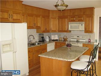 2 Willow Pond Road Malvern, PA 19355 - Photo 2 of 7 Kitchen