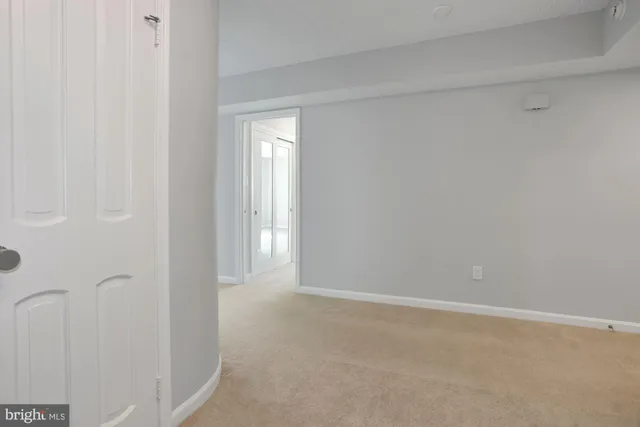 $5,000 | 1101 South Arlington Ridge Road, Unit 902, Arlington, VA 22202