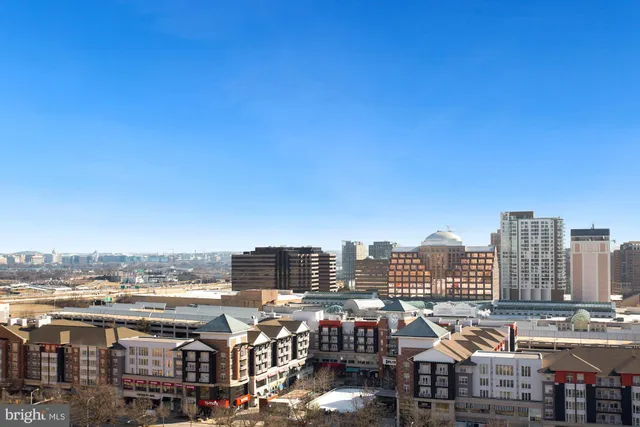 $5,000 | 1101 South Arlington Ridge Road, Unit 902, Arlington, VA 22202