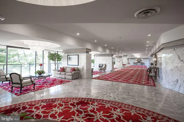 $5,000 | 1101 South Arlington Ridge Road, Unit 902, Arlington, VA 22202