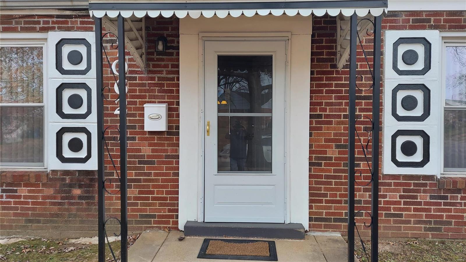 1062 Groby Road St. Louis, MO 63130 - Photo 2 of 33 Gallery Image 2