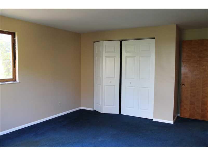 695 Deerfield Road Washington, PA 15301 - Photo 12 of 25 Master Bedroom.