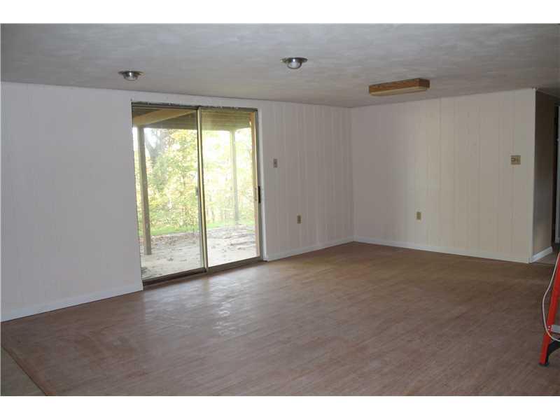 695 Deerfield Road Washington, PA 15301 - Photo 21 of 25 Basement/Game Room.