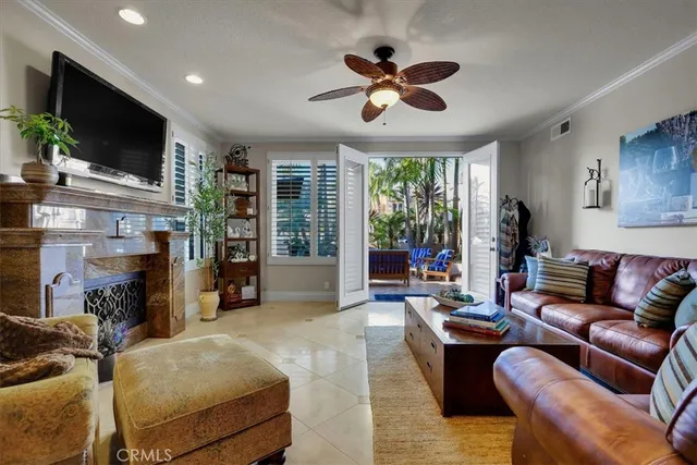 $2,259,000 | 622 22nd Street, Huntington Beach, CA 92648