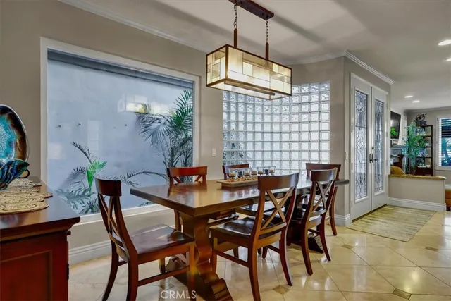 $2,259,000 | 622 22nd Street, Huntington Beach, CA 92648