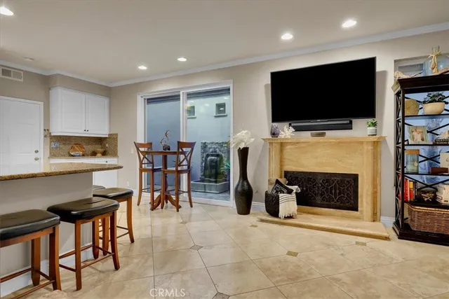 $2,259,000 | 622 22nd Street, Huntington Beach, CA 92648