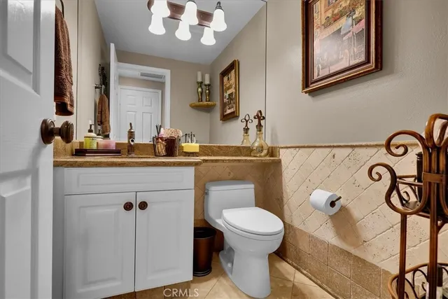 $2,259,000 | 622 22nd Street, Huntington Beach, CA 92648