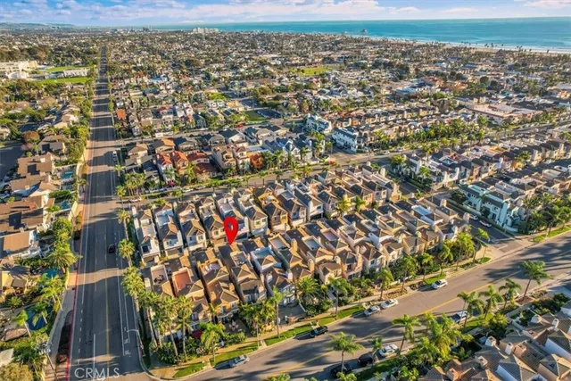 $2,259,000 | 622 22nd Street, Huntington Beach, CA 92648