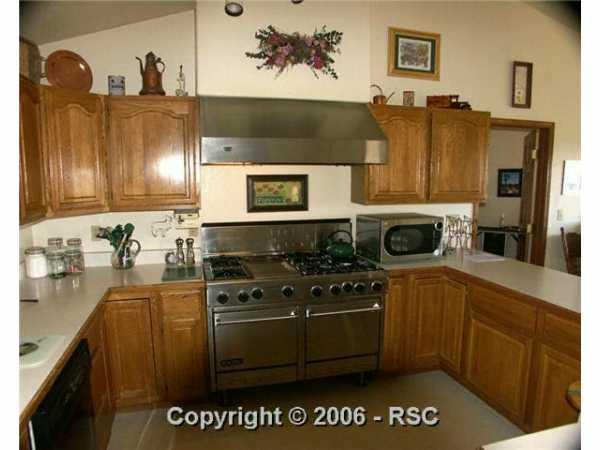 355 Struthers Loop Colorado Springs, CO 80921 - Photo 3 of 8 Gallery Image 3